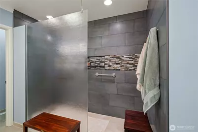 102 8th Lane #102, Kirkland, WA 98033 - Photo 18