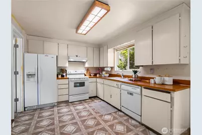 4915 N 37th Street, Tacoma, WA 98407 - Photo 8