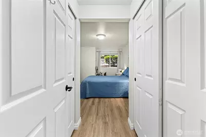 19410 Bothell Way NE #D103, Bothell, WA 98011 - Photo 20