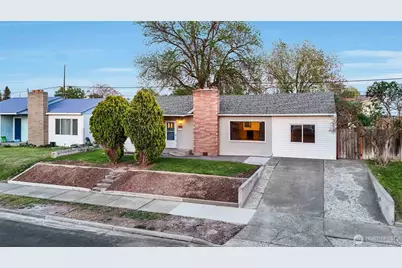 807 S Hawthorne Drive, Moses Lake, WA 98837 - Photo 4