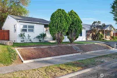 807 S Hawthorne Drive, Moses Lake, WA 98837 - Photo 6