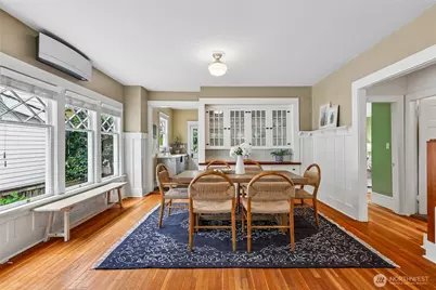 4015 Ashworth Avenue N, Seattle, WA 98103 - Photo 8