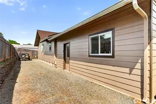 12215 34th St Ct E, Edgewood, WA 98372 - Photo 4