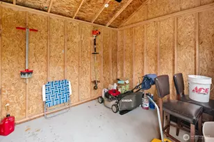 2660 36th Ave W, Seattle, WA 98199 - Photo 30
