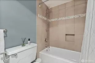 610 Wheeler St, Seattle, WA 98109 - Photo 18