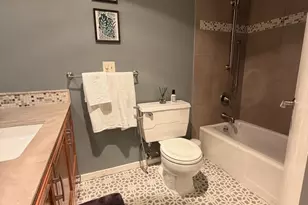 610 Wheeler St, Seattle, WA 98109 - Photo 16