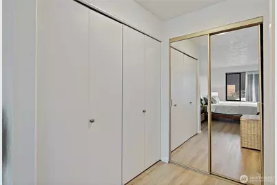 610 Wheeler Street #301, Seattle, WA 98109 - Photo 22