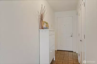 610 Wheeler Street #301, Seattle, WA 98109 - Photo 14