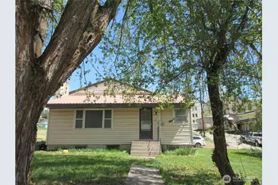 148 N Portland Street, Republic, WA 99166 - Photo 2