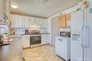 317 N Maple St, Aberdeen, WA 98520 - Photo 16