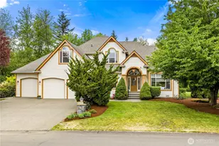 8202 204th Ave Ct E, Bonney Lake, WA 98391 - Photo 2