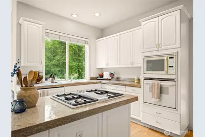 8202 204th Avenue Ct E, Bonney Lake, WA 98391 - Photo 18