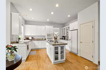 8202 204th Avenue Ct E, Bonney Lake, WA 98391 - Photo 16