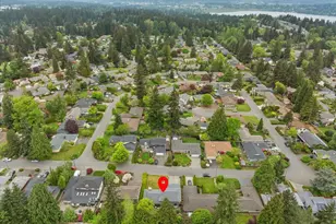 17013 NE 18th St, Bellevue, WA 98008 - Photo 36
