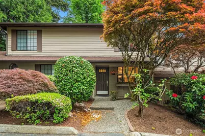13706 NE 85th Street, Redmond, WA 98052 - Photo 2