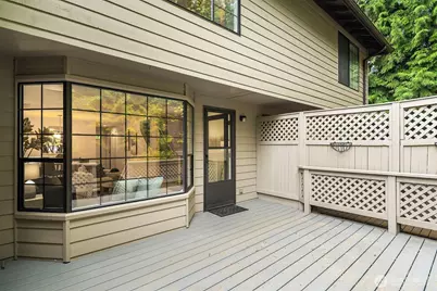 13706 NE 85th Street, Redmond, WA 98052 - Photo 24