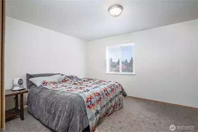 10910 10912 Fruitland Avenue E, Puyallup, WA 98373 - Photo 12