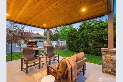 185 31st Street NW, East Wenatchee, WA 98802 - Photo 16