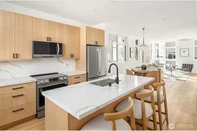 634 N 92nd Street, Seattle, WA 98103 - Photo 6