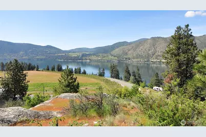 553 Summit Boulevard, Manson, WA 98831 - Photo 2