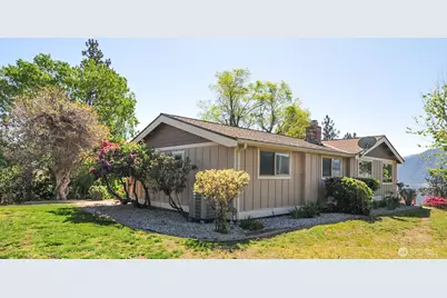 553 Summit Boulevard, Manson, WA 98831 - Photo 12