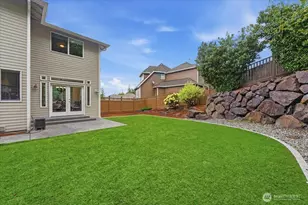 24121 NE 1st Pl, Sammamish, WA 98074 - Photo 36