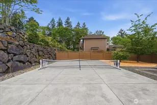 24121 NE 1st Pl, Sammamish, WA 98074 - Photo 34