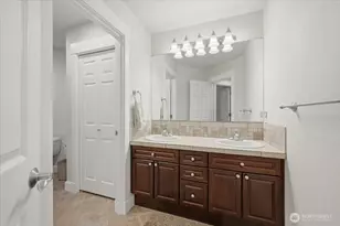 24121 NE 1st Pl, Sammamish, WA 98074 - Photo 26