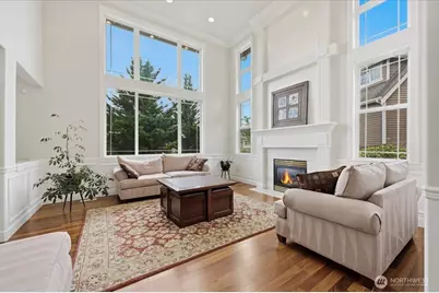 24121 NE 1st Place, Sammamish, WA 98074 - Photo 8