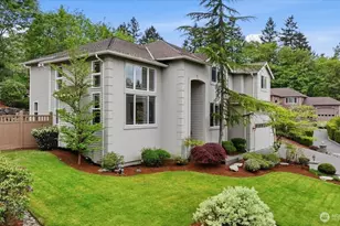 24121 NE 1st Pl, Sammamish, WA 98074 - Photo 2