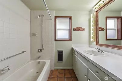 233 E Gibson, Chelan, WA 98816 - Photo 30