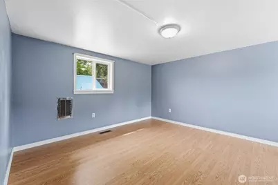 233 E Gibson, Chelan, WA 98816 - Photo 28