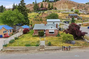 233 E Gibson, Chelan, WA 98816 - Photo 4