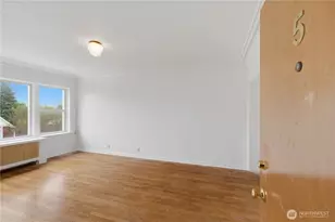 317 18th Ave E, Seattle, WA 98112 - Photo 8
