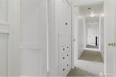 317 18th Avenue E, Seattle, WA 98112 - Photo 10