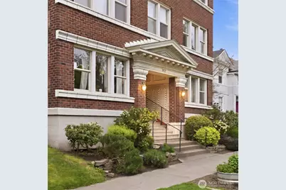 317 18th Avenue E, Seattle, WA 98112 - Photo 2