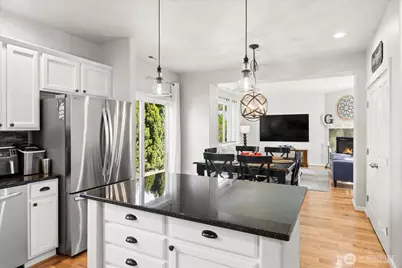 1074 Ridge Street, Mukilteo, WA 98275 - Photo 18