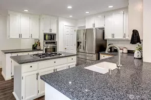 225 SE 10th Cir, North Bend, WA 98045 - Photo 12