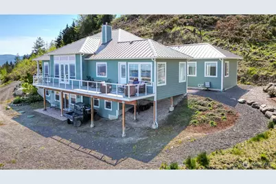 413 Mount Place, Sequim, WA 98382 - Photo 2