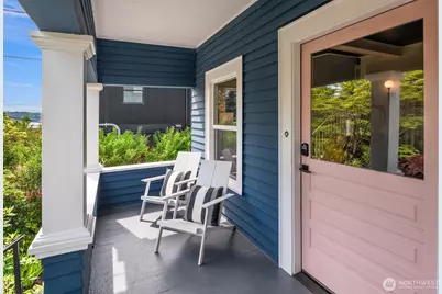 1507 Madrona Drive, Seattle, WA 98122 - Photo 2
