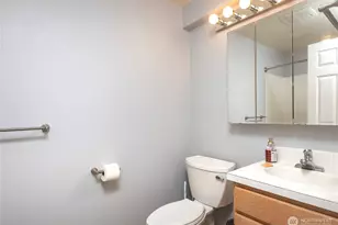 4258 Whitman Ave N, Seattle, WA 98103 - Photo 22