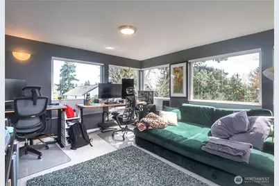 4258 Whitman Avenue N, Seattle, WA 98103 - Photo 16