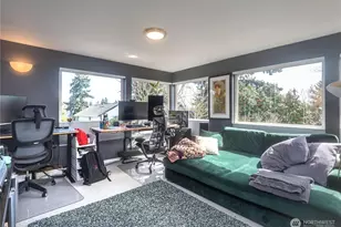 4258 Whitman Ave N, Seattle, WA 98103 - Photo 16