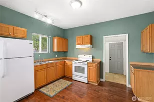 1241 S State St, Tacoma, WA 98405 - Photo 12