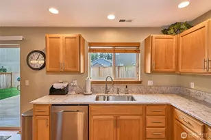 16637 SE 261st St, Covington, WA 98042 - Photo 14