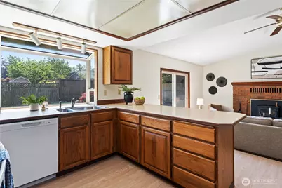 9724 58th Street Ct W, University Place, WA 98467 - Photo 6