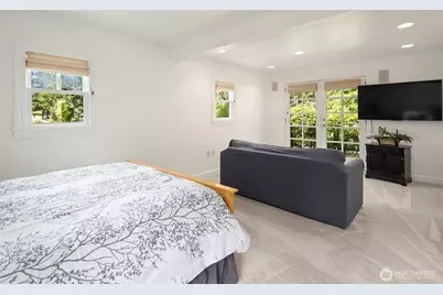 6007 SE 22nd Street, Mercer Island, WA 98040 - Photo 12