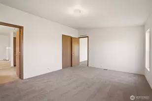8325 N Lindgren Rd, Spokane, WA 99217 - Photo 14