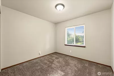 8409 356th St S, Roy, WA 98580 - Photo 12