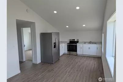 42 N First Street, Pacific Beach, WA 98571 - Photo 6